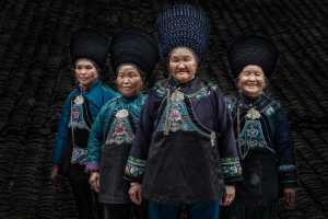 APU Gold Medal - Jincheng Zhou (China)  Old Sisters